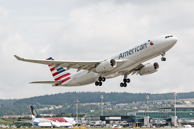 Azul deve receber cinco A330-200 ex-American 2 Primeiro A330 ex-American a caminho do Brasil para ser incorporado pela Azul