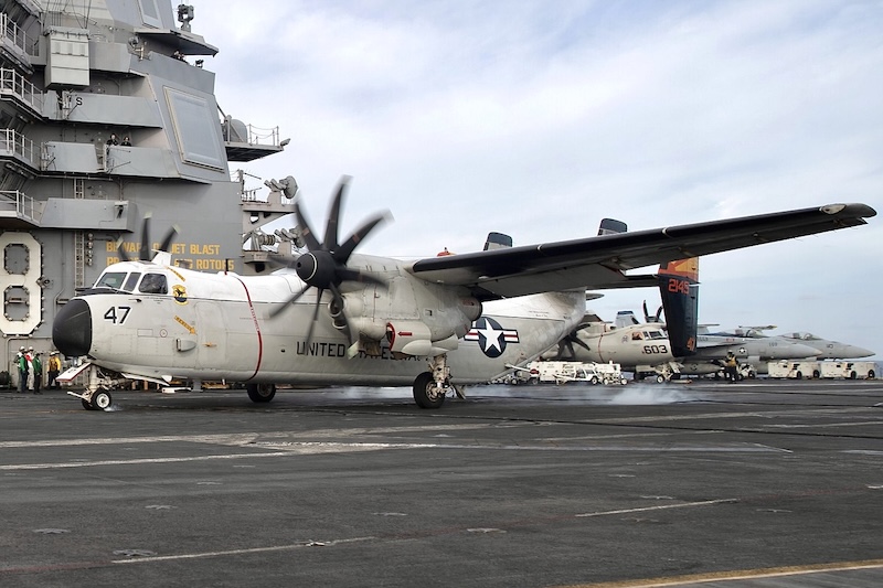 Raro C-2 dos Estados Unidos pousa em emergência em Natal 5 Raro C-2 dos Estados Unidos pousa em emergência em Natal
