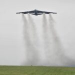 B-52 Stratofortress se acidenta ao decolar da Califórnia 1 B-52 Stratofortress se acidenta ao decolar da Califórnia